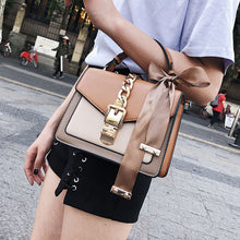 Alice Bow Small Crossbody