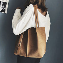 Leah Loose Large Tote