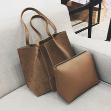 Leah Loose Large Tote